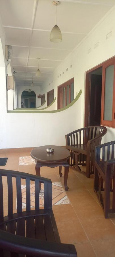 Ocean View Tourist Guest House At Negombo Beach Near The Airport Exterior foto